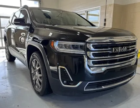 Black 2020 GMC Acadia SLT for sale in Athens, OH