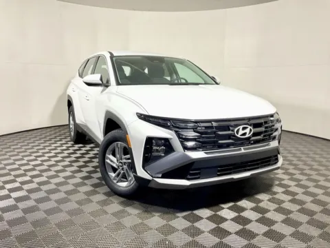 White 2026 Hyundai Tucson SE for sale in Athens, OH