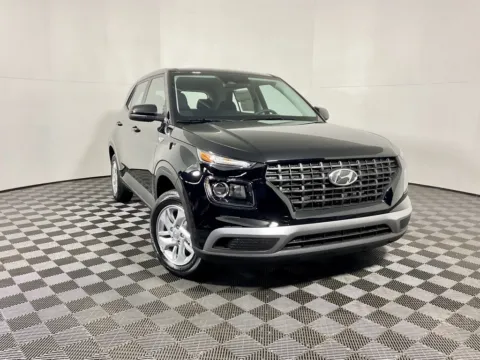 Black 2026 Hyundai Venue SE for sale in Athens, OH