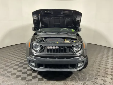 More photos of 2016 Jeep Renegade Latitude at Don Wood Hyundai, OH