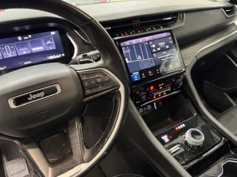 More photos of 2021 Jeep Grand Cherokee L Limited at Don Wood Hyundai, OH