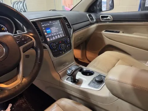 More photos of 2014 Jeep Grand Cherokee Limited at Don Wood Hyundai, OH