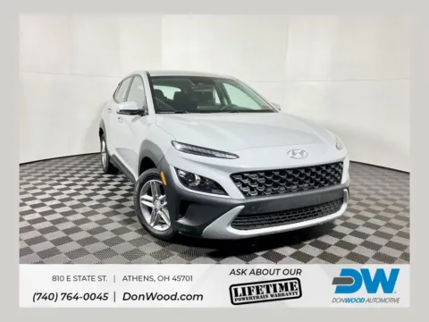 Silver 2022 Hyundai Kona SE for sale in Athens, OH