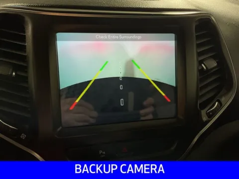 More photos of 2019 Jeep Cherokee Trailhawk at Don Wood Hyundai, OH