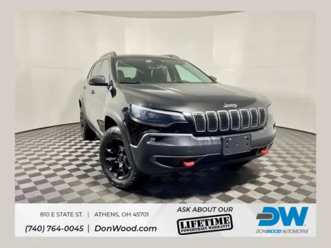 Black 2019 Jeep Cherokee Trailhawk for sale in Athens, OH