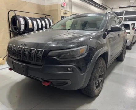 Photos of 2019 Jeep Cherokee Trailhawk for sale in Athens, OH at Don Wood Hyundai