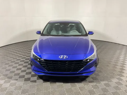 More photos of 2021 Hyundai Elantra SEL at Don Wood Hyundai, OH