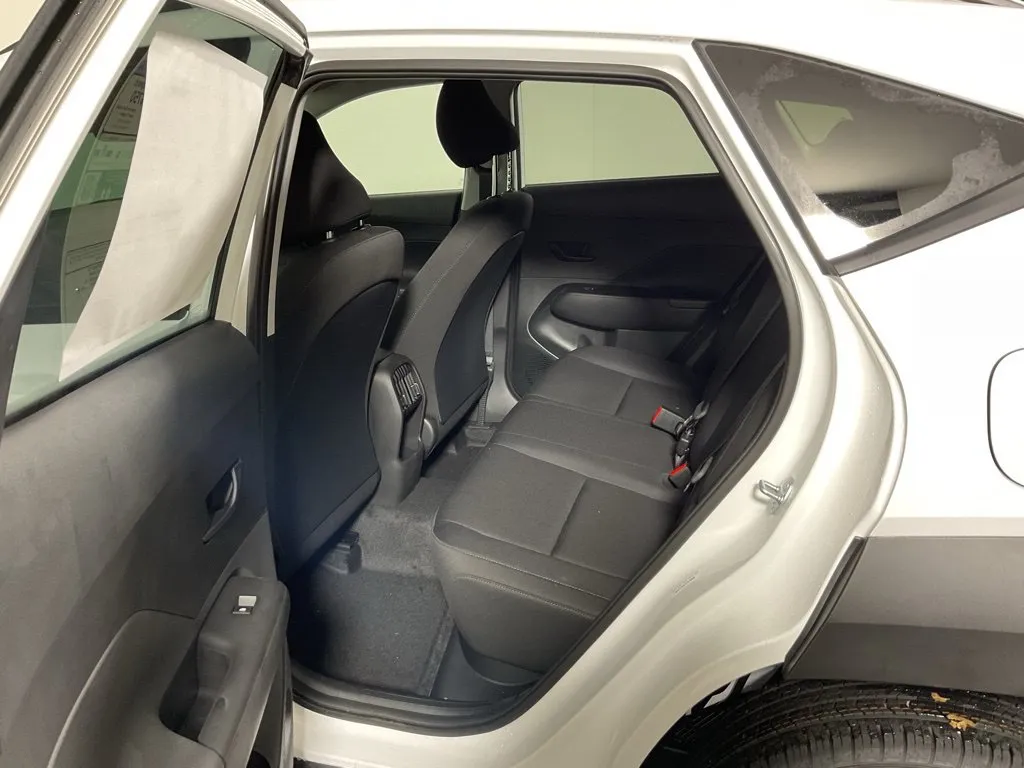 Hyundai Kona photo 32