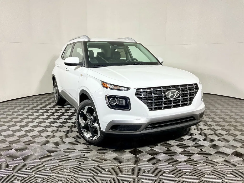 White 2026 Hyundai Venue SEL for sale in Athens, OH