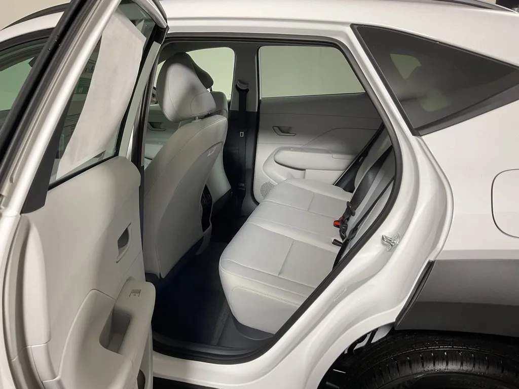 Hyundai Kona photo 32