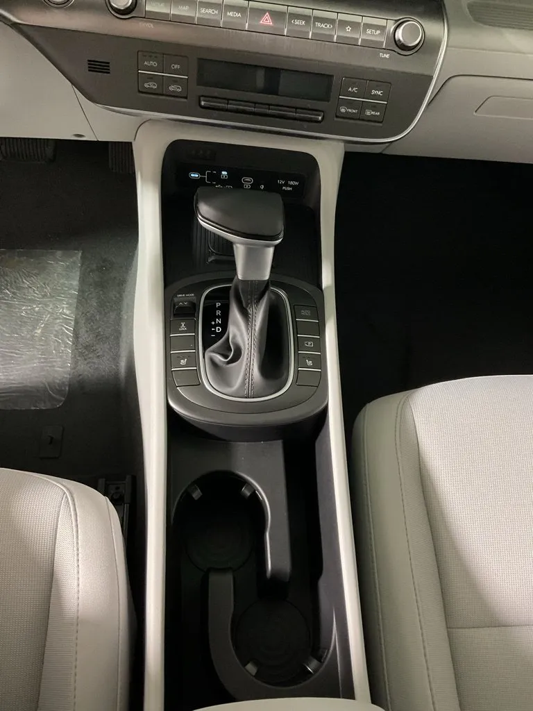 Hyundai Kona photo 29