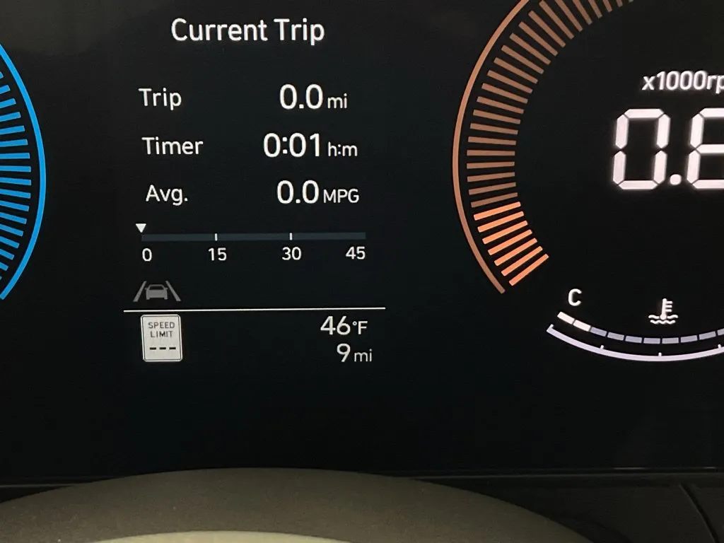 Hyundai Kona photo 39