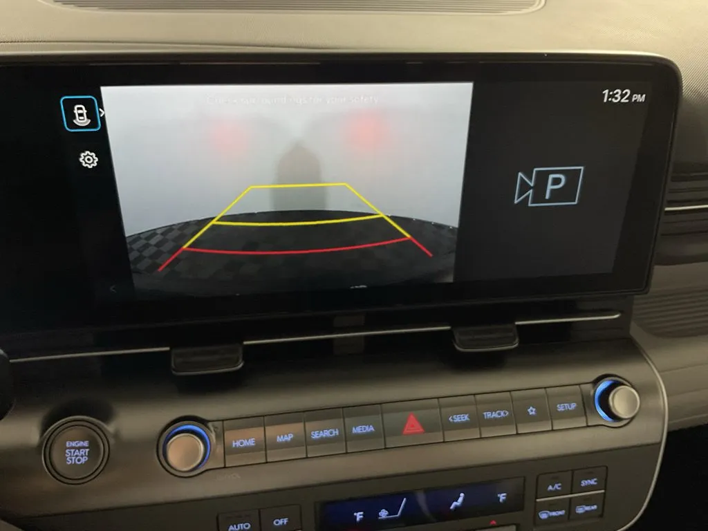 Hyundai Kona photo 2