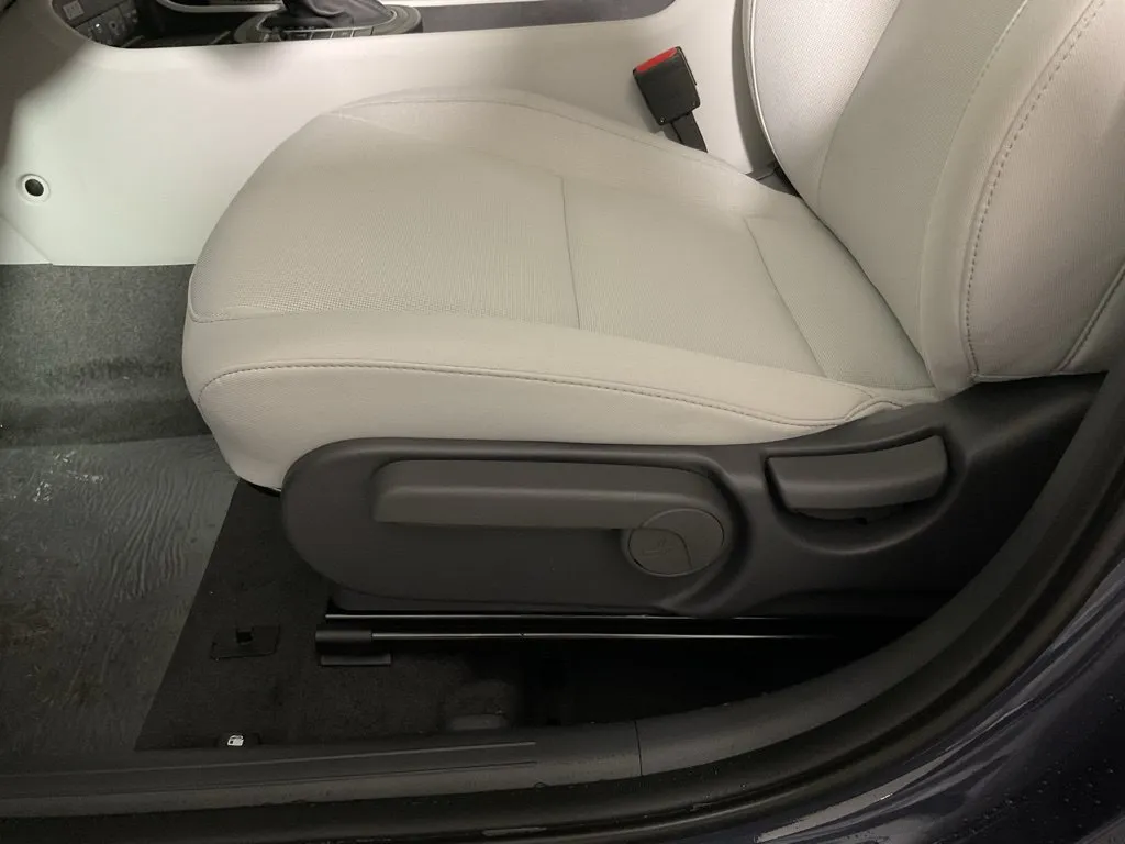 Hyundai Kona photo 21
