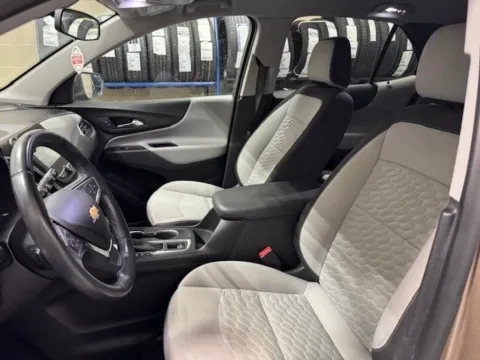 More photos of 2018 Chevrolet Equinox LT at Don Wood Hyundai, OH