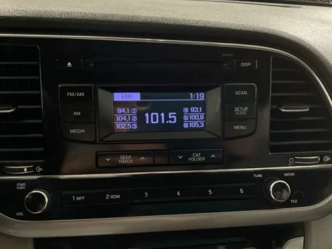 Another view of 2017 Hyundai Elantra SE for sale in Athens, OH at Don Wood Hyundai