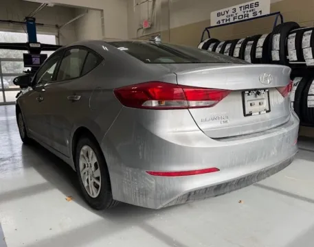 More photos of 2017 Hyundai Elantra SE at Don Wood Hyundai, OH