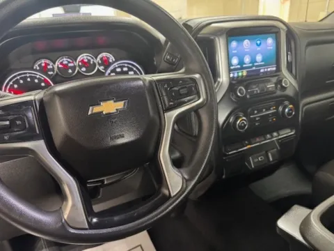 More photos of 2019 Chevrolet Silverado 1500 LT at Don Wood Hyundai, OH