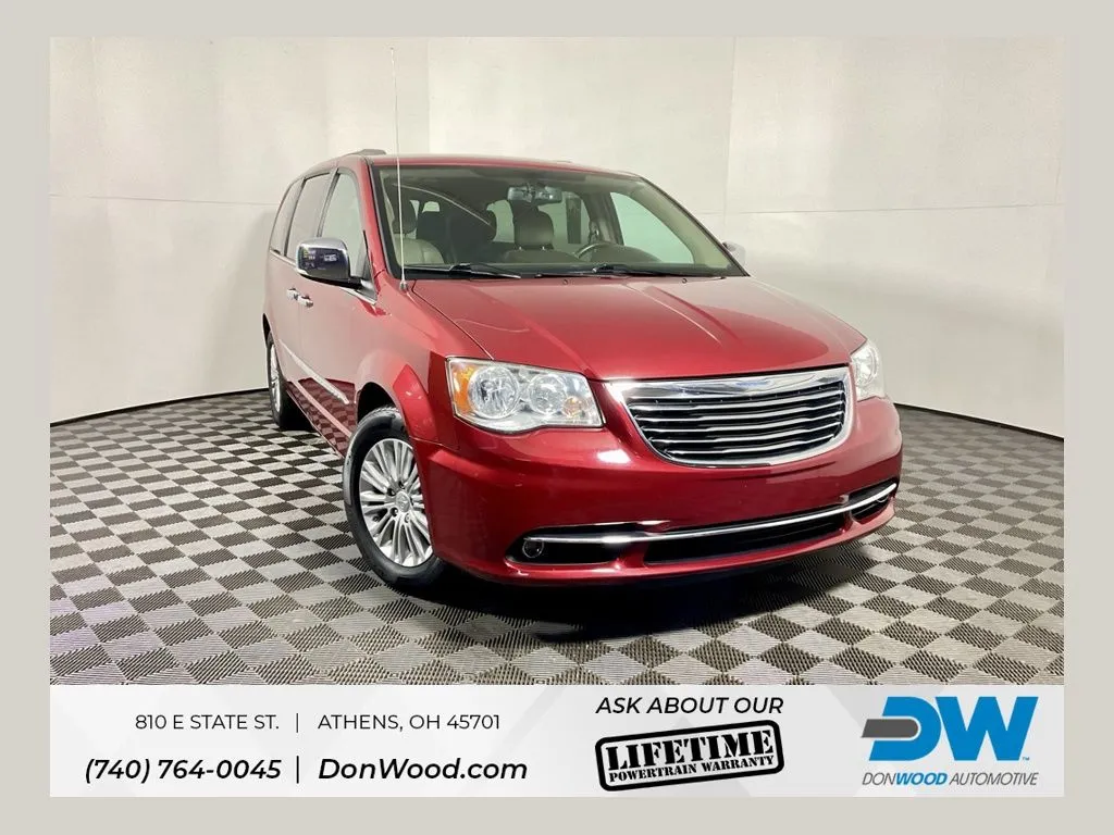 Red 2015 Chrysler Town & Country Touring-L for sale in Athens, OH