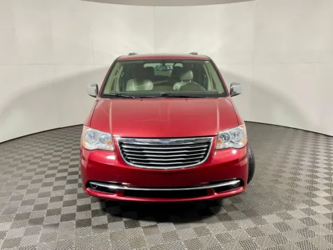 More photos of 2015 Chrysler Town & Country Touring-L at Don Wood Hyundai, OH