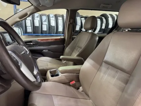 More photos of 2015 Chrysler Town & Country Touring-L at Don Wood Hyundai, OH