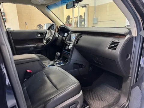 More photos of 2019 Ford Flex Limited at Don Wood Hyundai, OH