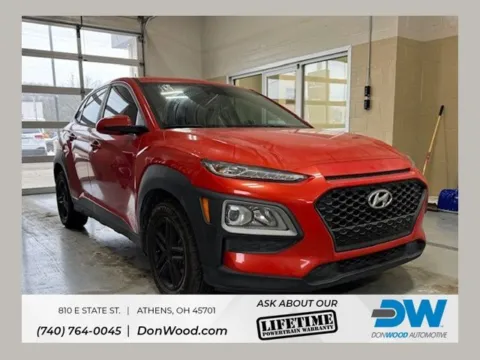 Orange 2019 Hyundai Kona SE for sale in Athens, OH