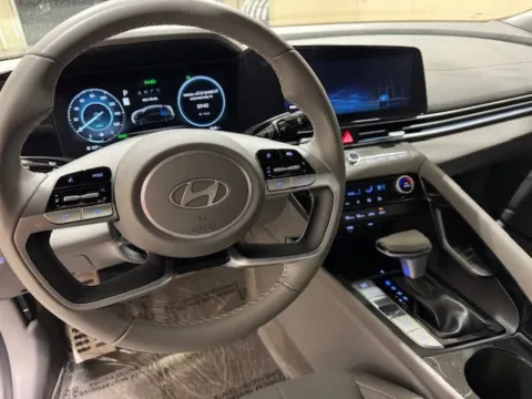 More photos of 2025 Hyundai Elantra Hybrid SEL Sport at Don Wood Hyundai, OH