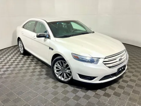 More photos of 2013 Ford Taurus Limited at Don Wood Hyundai, OH