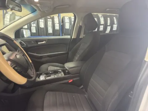 More photos of 2020 Ford Edge SE at Don Wood Hyundai, OH