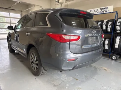 More photos of 2013 INFINITI JX35 AWD at Don Wood Hyundai, OH
