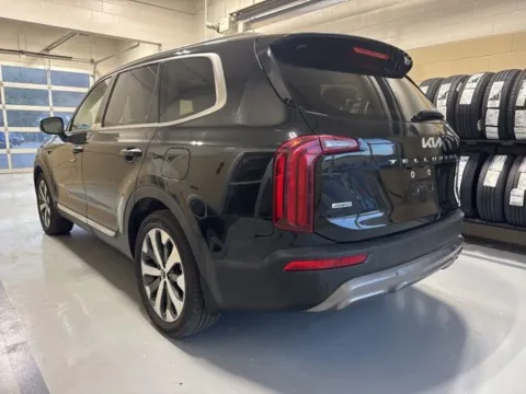 More photos of 2022 Kia Telluride SX at Don Wood Hyundai, OH