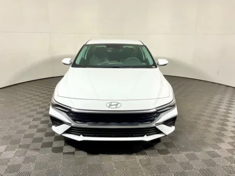 More photos of 2026 Hyundai Elantra SE at Don Wood Hyundai, OH