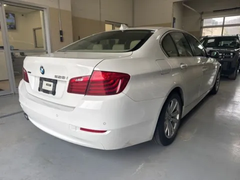 More photos of 2014 BMW 5 Series 528i xDrive at Don Wood Hyundai, OH