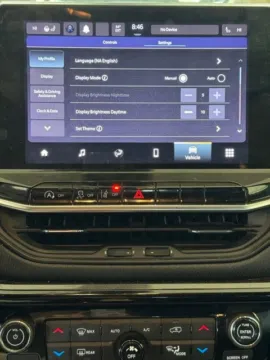 More photos of 2022 Jeep Compass Altitude at Don Wood Hyundai, OH