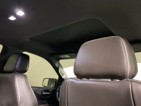 More photos of 2019 Chevrolet Silverado 1500 High Country at Don Wood Hyundai, OH