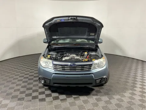 More photos of 2010 Subaru Forester 2.5X at Don Wood Hyundai, OH
