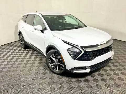 More photos of 2023 Kia Sportage EX at Don Wood Hyundai, OH