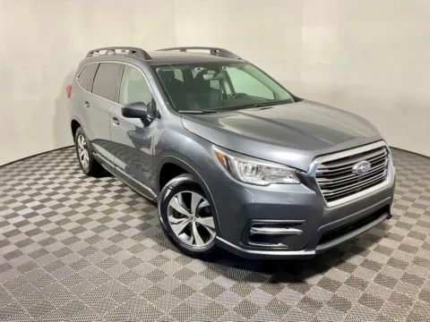 More photos of 2021 Subaru Ascent Premium at Don Wood Hyundai, OH