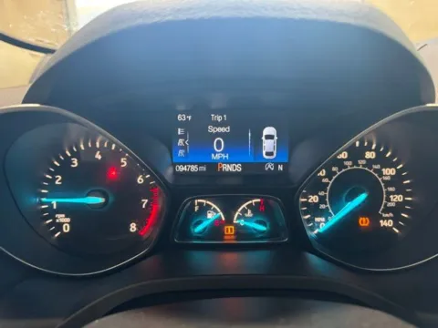 More photos of 2017 Ford Escape SE at Don Wood Hyundai, OH