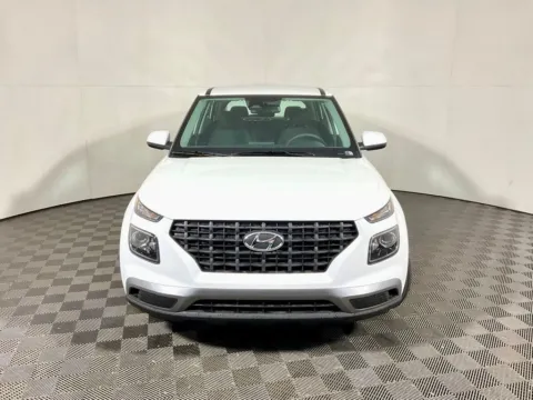 More photos of 2026 Hyundai Venue SE at Don Wood Hyundai, OH