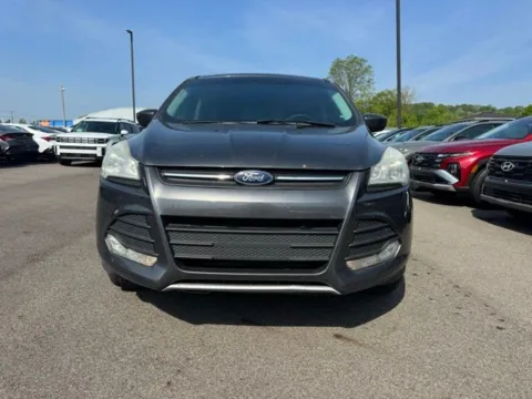 More photos of 2015 Ford Escape SE at Don Wood Hyundai, OH