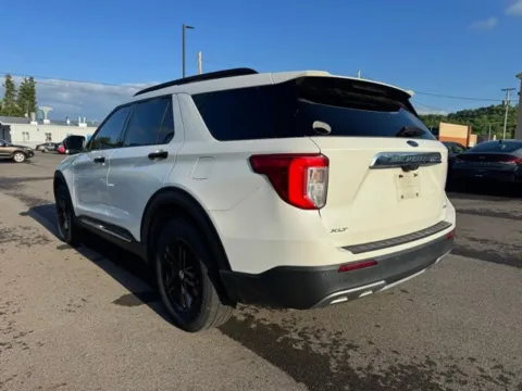 More photos of 2021 Ford Explorer XLT at Don Wood Hyundai, OH