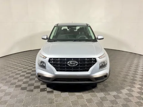 More photos of 2021 Hyundai Venue SE at Don Wood Hyundai, OH