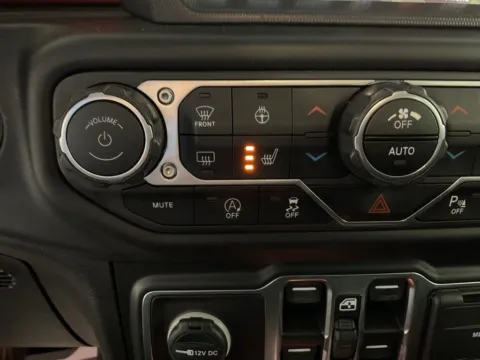 More photos of 2020 Jeep Wrangler Unlimited Rubicon at Don Wood Hyundai, OH