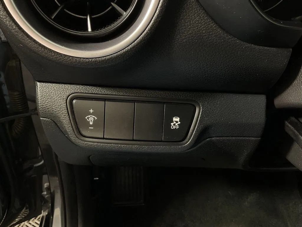 Kia Forte photo 26