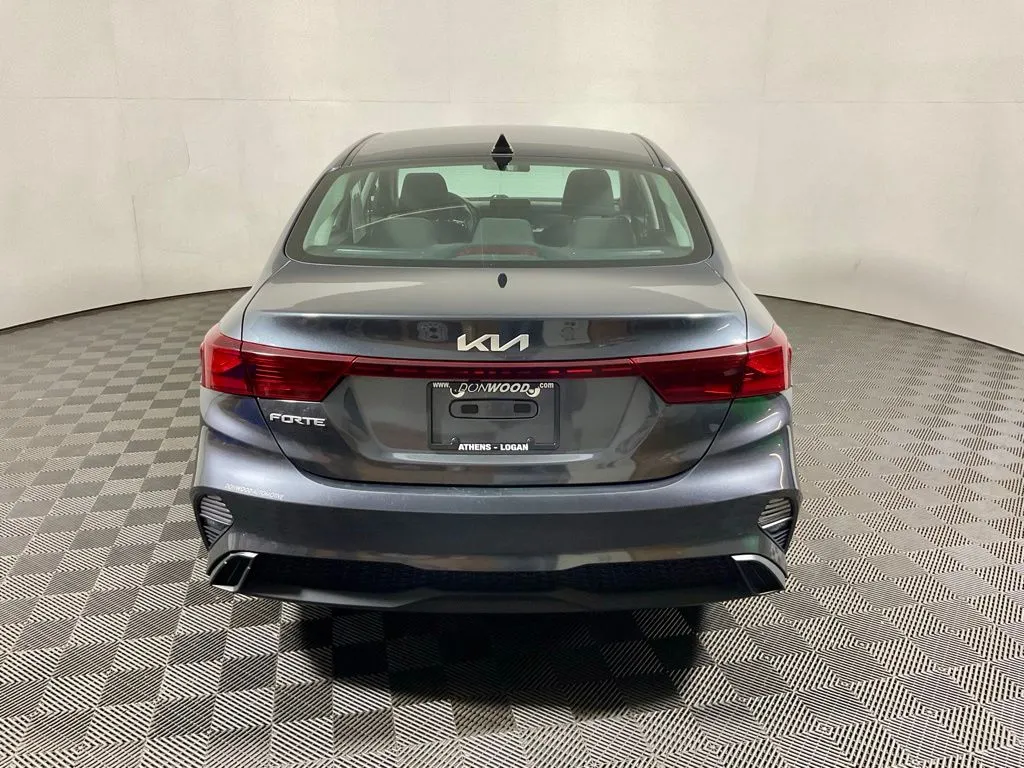 Kia Forte photo 12