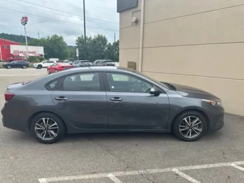 More photos of 2023 Kia Forte LXS at Don Wood Hyundai, OH