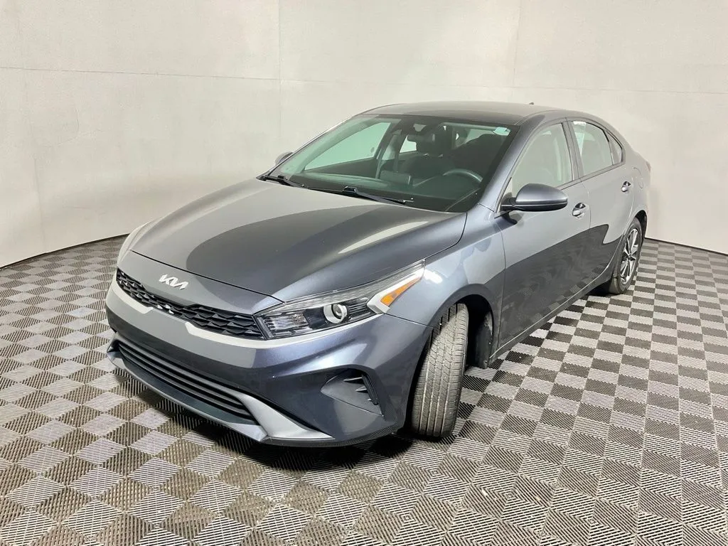 Kia Forte photo 8
