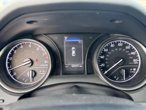 More photos of 2022 Toyota Camry SE at Don Wood Hyundai, OH